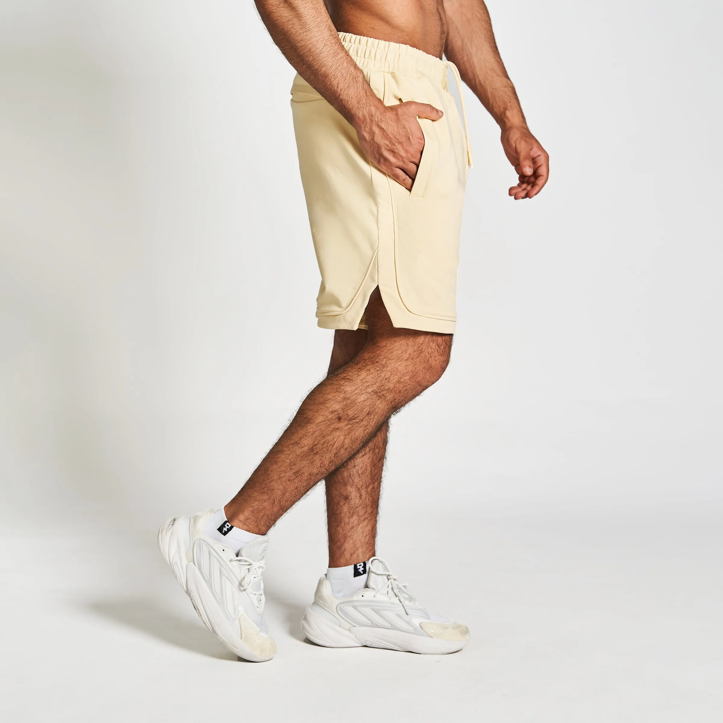 CASUAL SHORTS - Macadamia