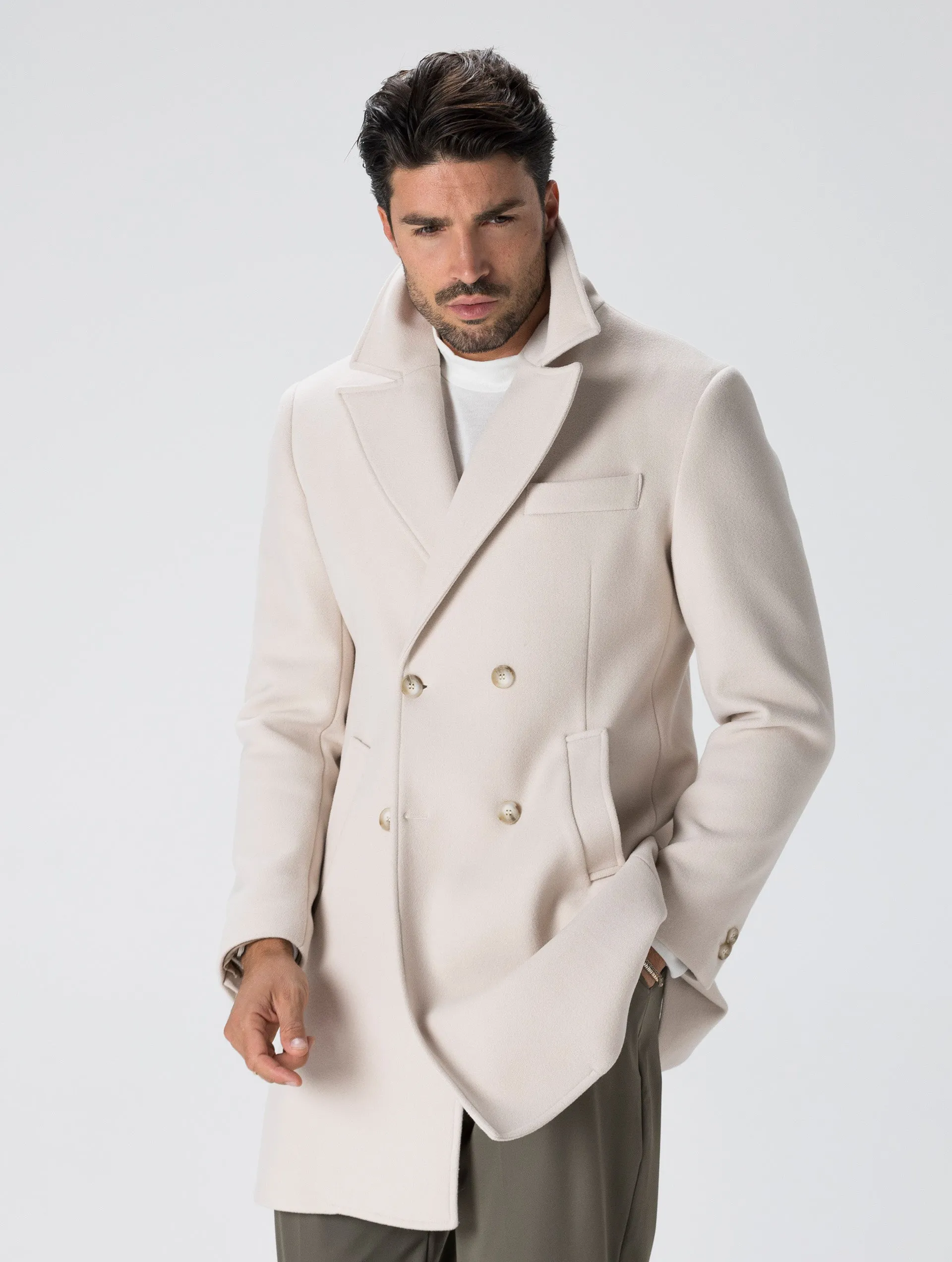 HUGO DOUBLE BREASTED COAT IN KASHA